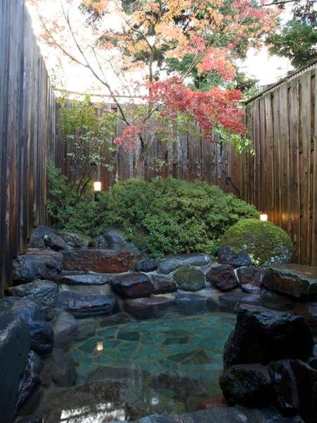 Open-air bath